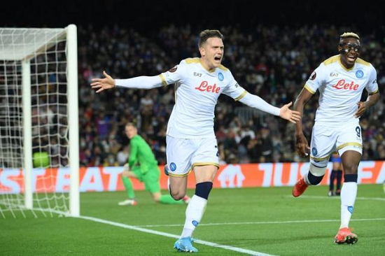  那不勒斯锋线重组奥斯梅恩或遭挂牌出售  