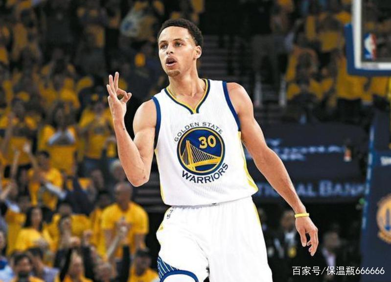  库里常规赛总三分球破千  