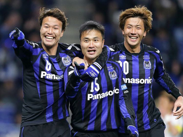  卡利亚里主场龙威，撒丁岛雄狮力克强敌捍卫尊严